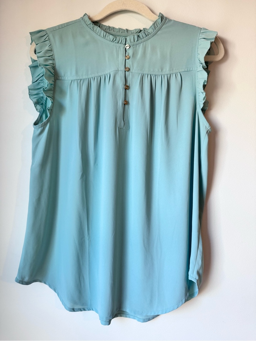 LOFT Seafoam Ruffle-Sleeve Henley Shell with gold buttons in size M